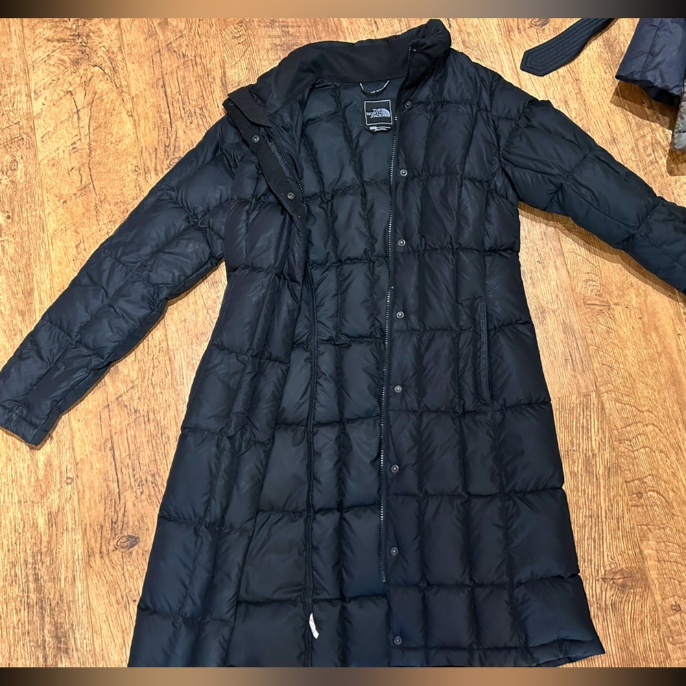 Black North Face long puffer